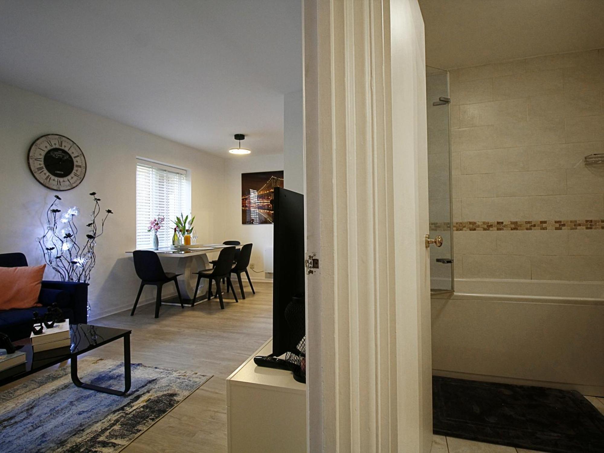 Apartamento 2Bdr Flat Rg1 - Free Open Parking Reading Exterior foto