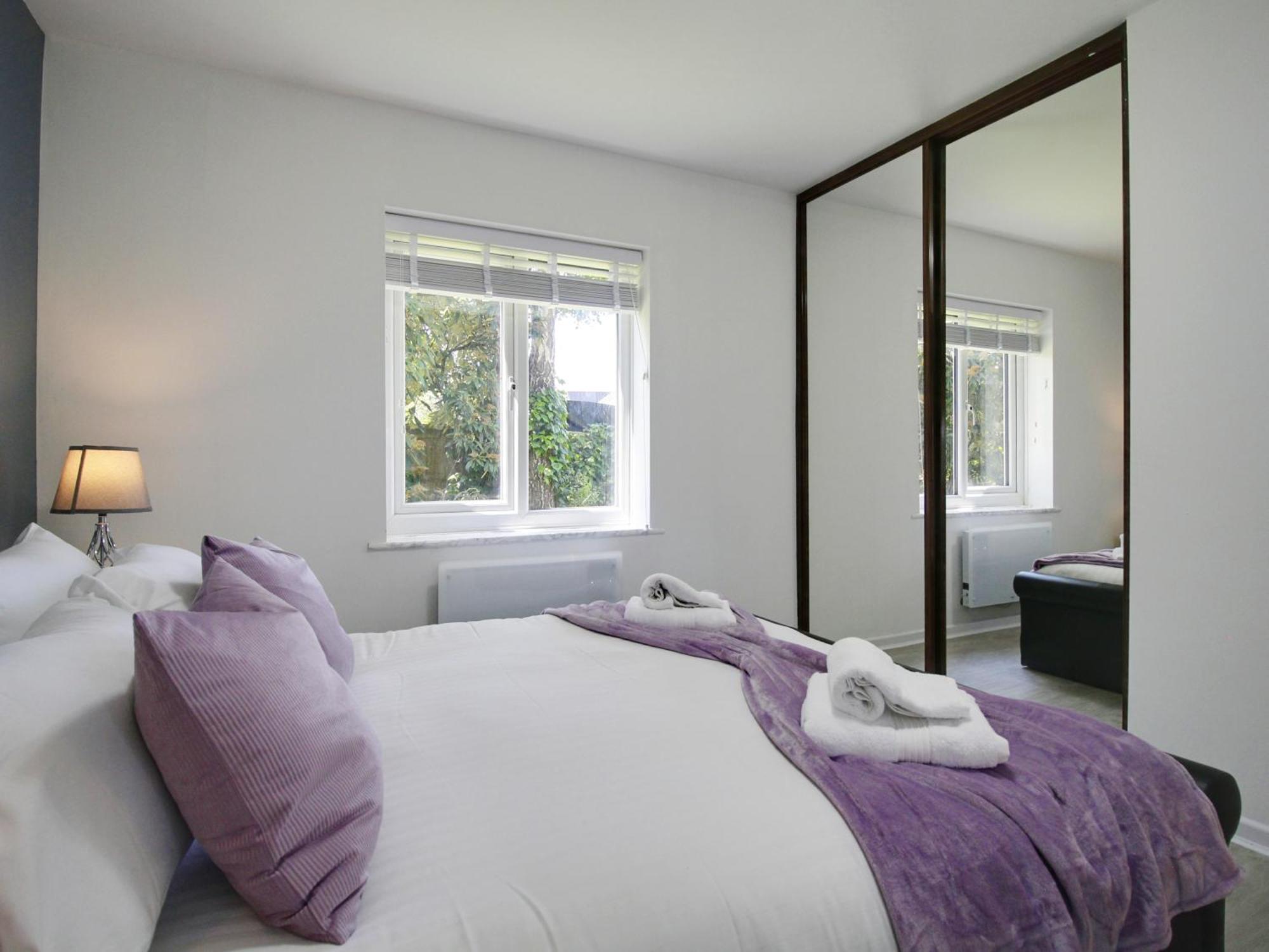 Apartamento 2Bdr Flat Rg1 - Free Open Parking Reading Exterior foto